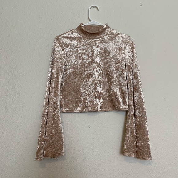 Crop top - Picture 2 of 2